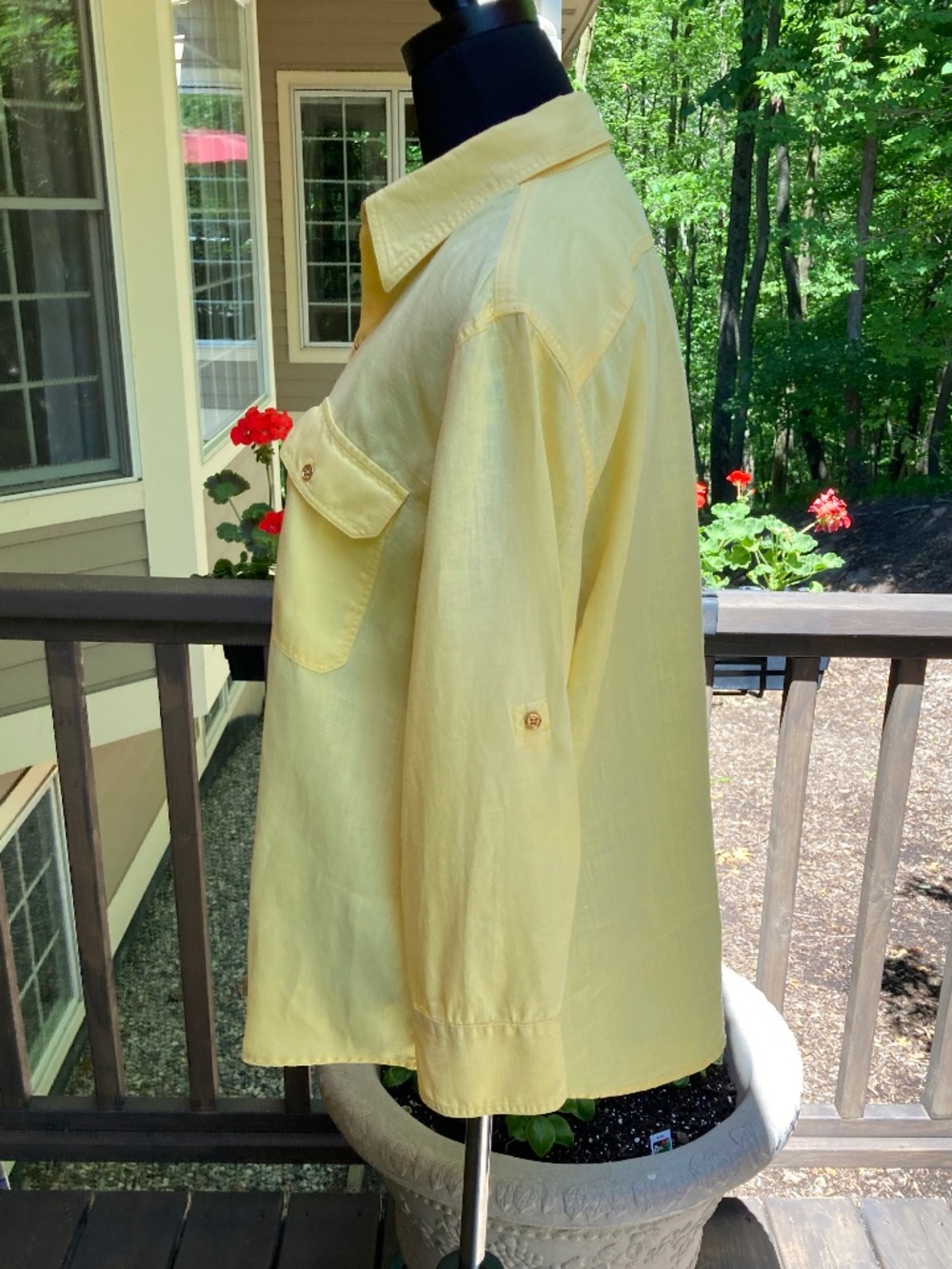 LAUREN RALPH LAUREN “Exclusive” Yellow Linen Blouse with Gold Buttons Sz L - Picture 2 of 11